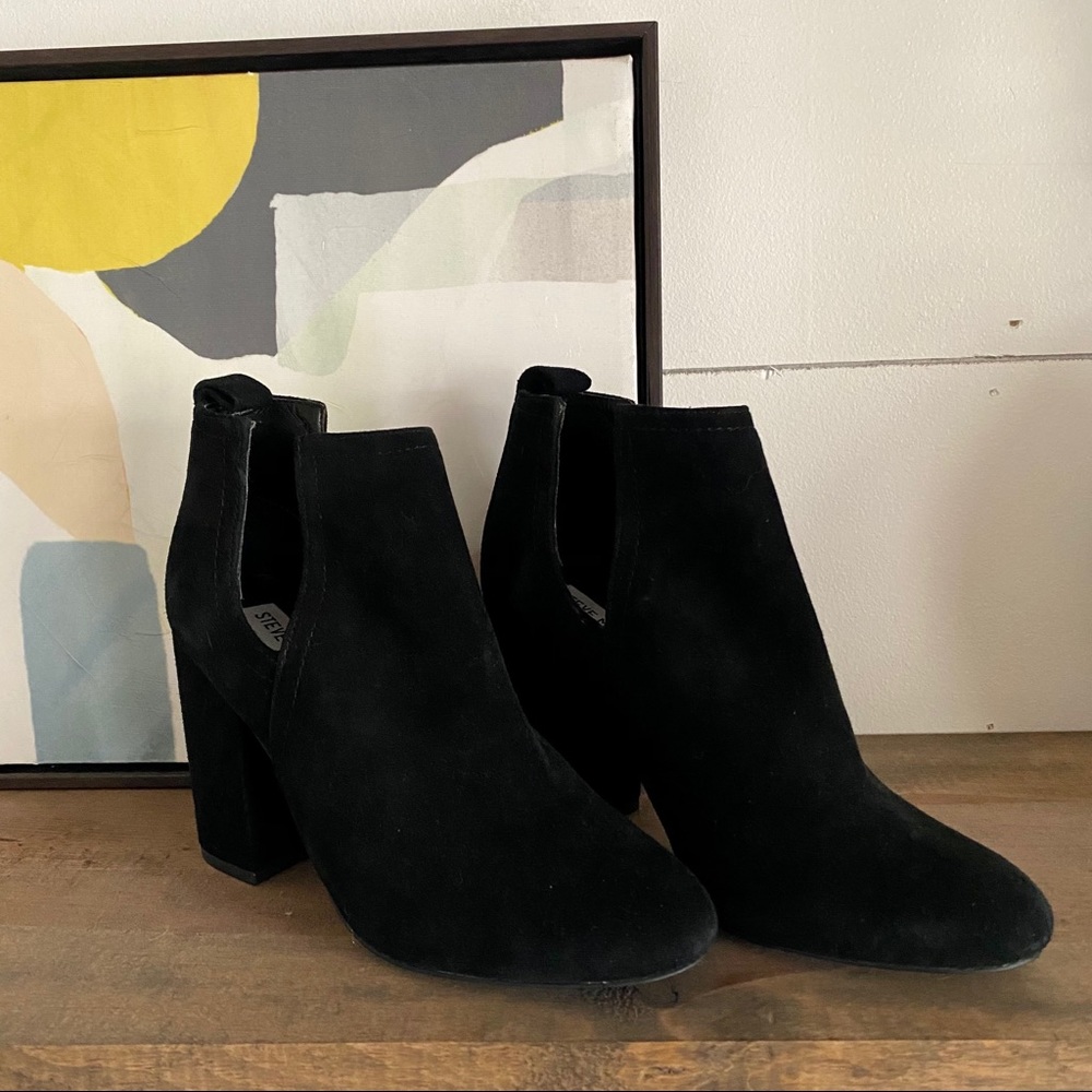 Steve Madden Black Suede Booties